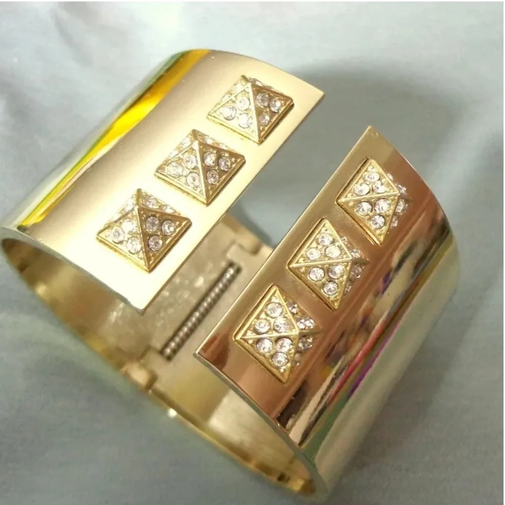 Victoria’s Secret Pyramids Cuff bracelet